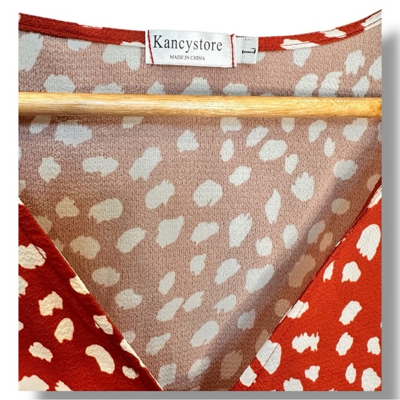 Chic Red and White Polka Dot Blouse - Picture 6 of 6